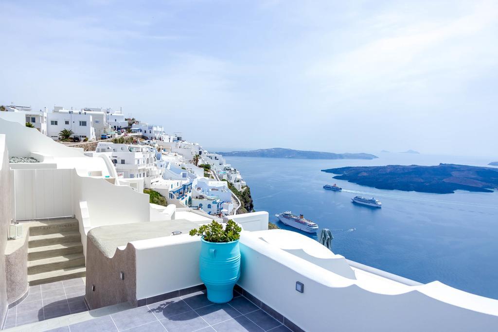 Remvi Suites Firostefani Luaran gambar