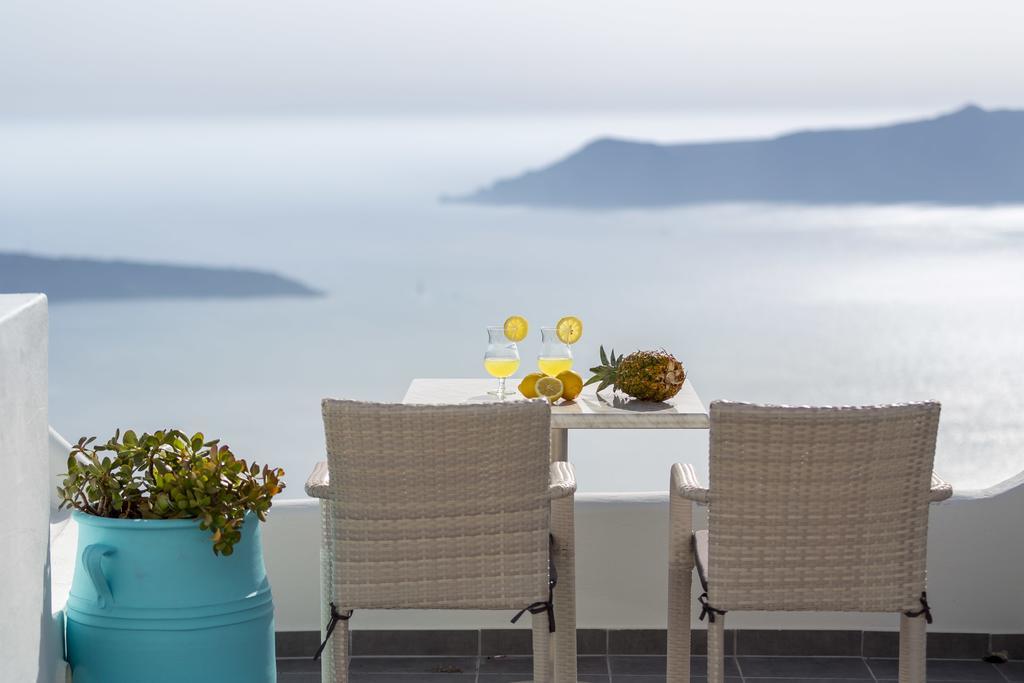Remvi Suites Firostefani Luaran gambar